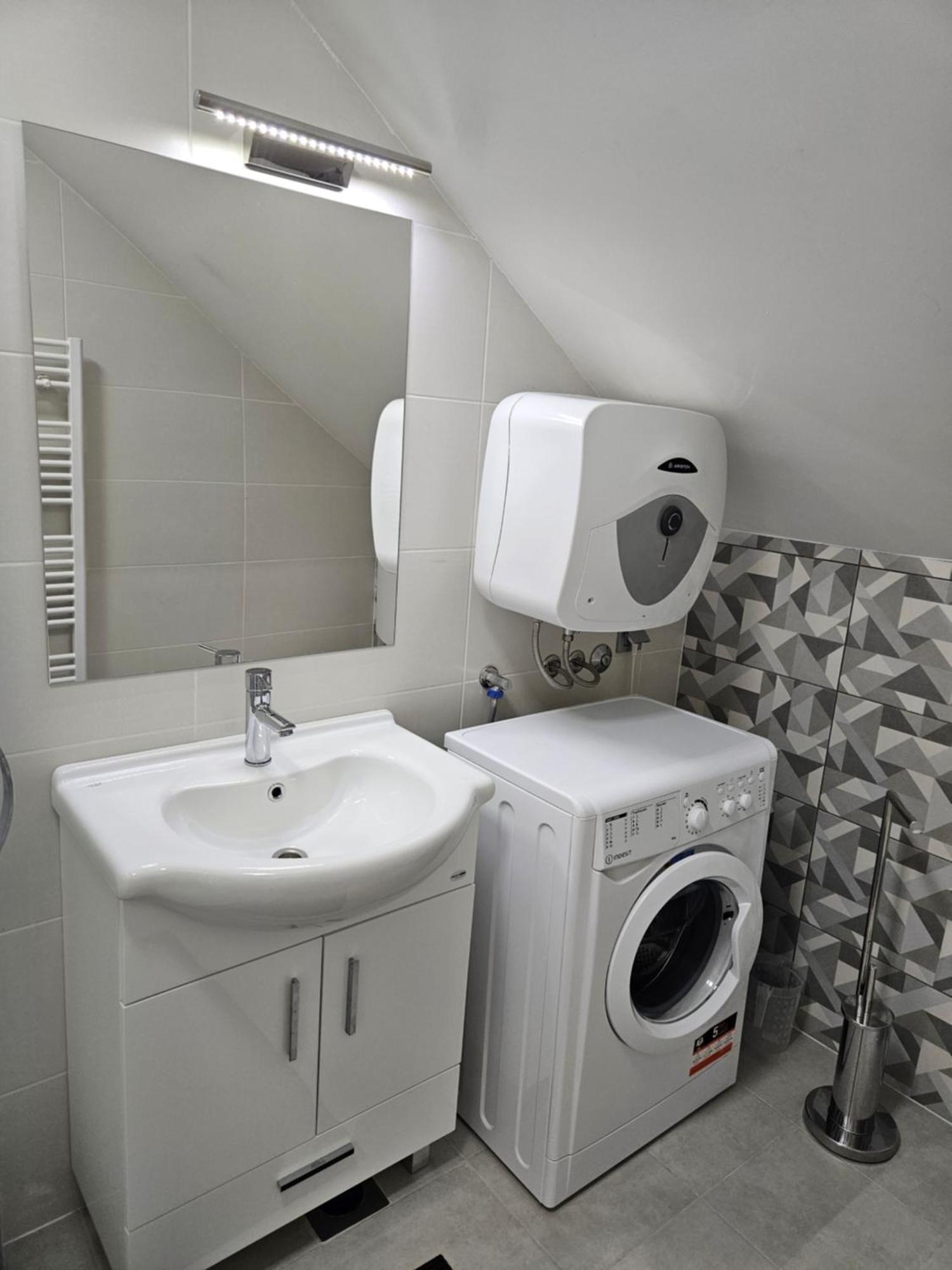 Apartman Daniela SJJ Exterior photo